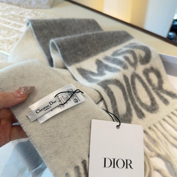 Dior Miss Dior Signature Drape - Picture 3 of 8
